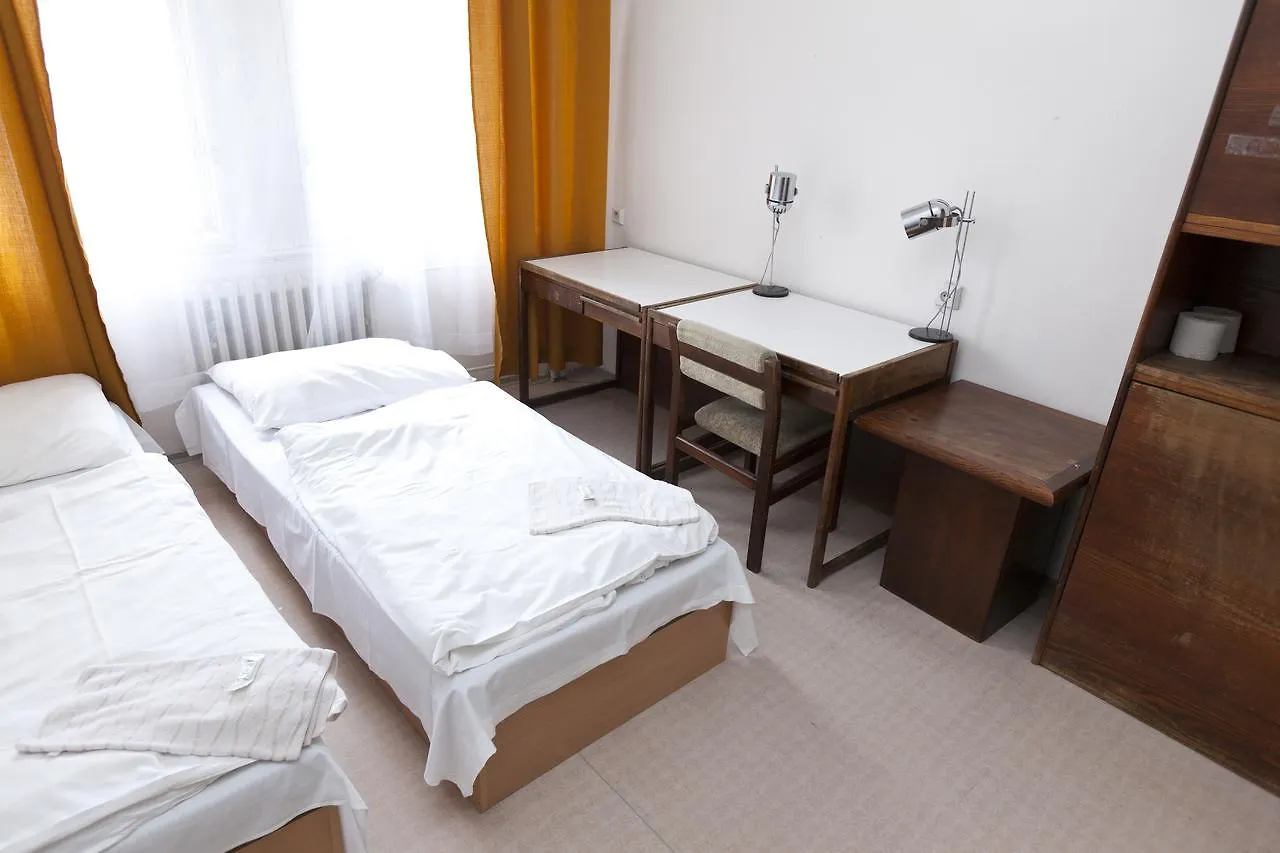 Hostel Hlavkova Prague
